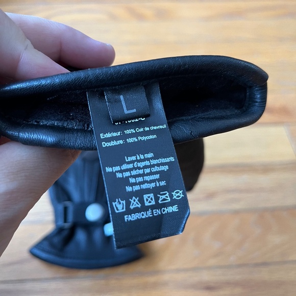 Laska Black Leather Lined Gloves - Picture 6 of 7